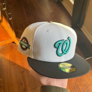 Exclusive New Era 59Fifty Aux Pack Washington Nationals 10th Anniversary Patch